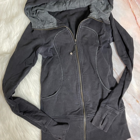 LULULEMON Soul Powered Yoga Scuba Hoodie Size 4 - Picture 6 of 8